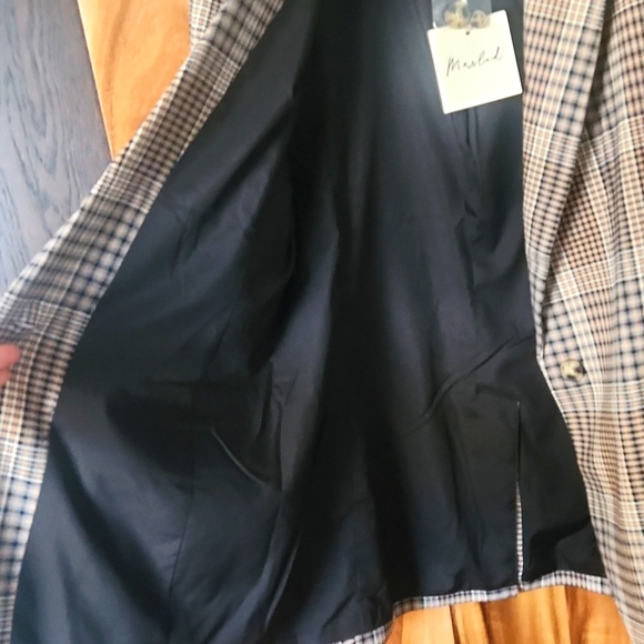 Plaid Blazer - Picture 5 of 10